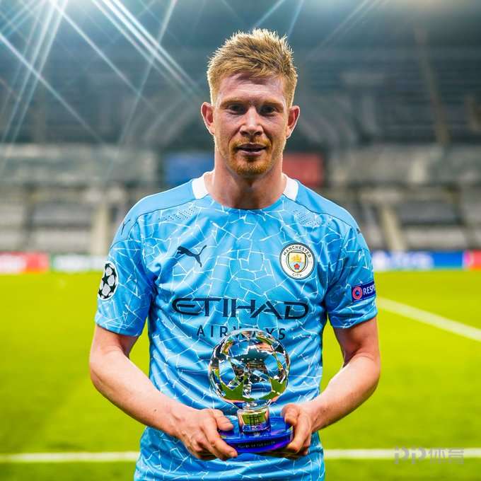 澳超战报：科斯格罗夫双响，九人奥克兰FC2-1惠灵顿凤凰