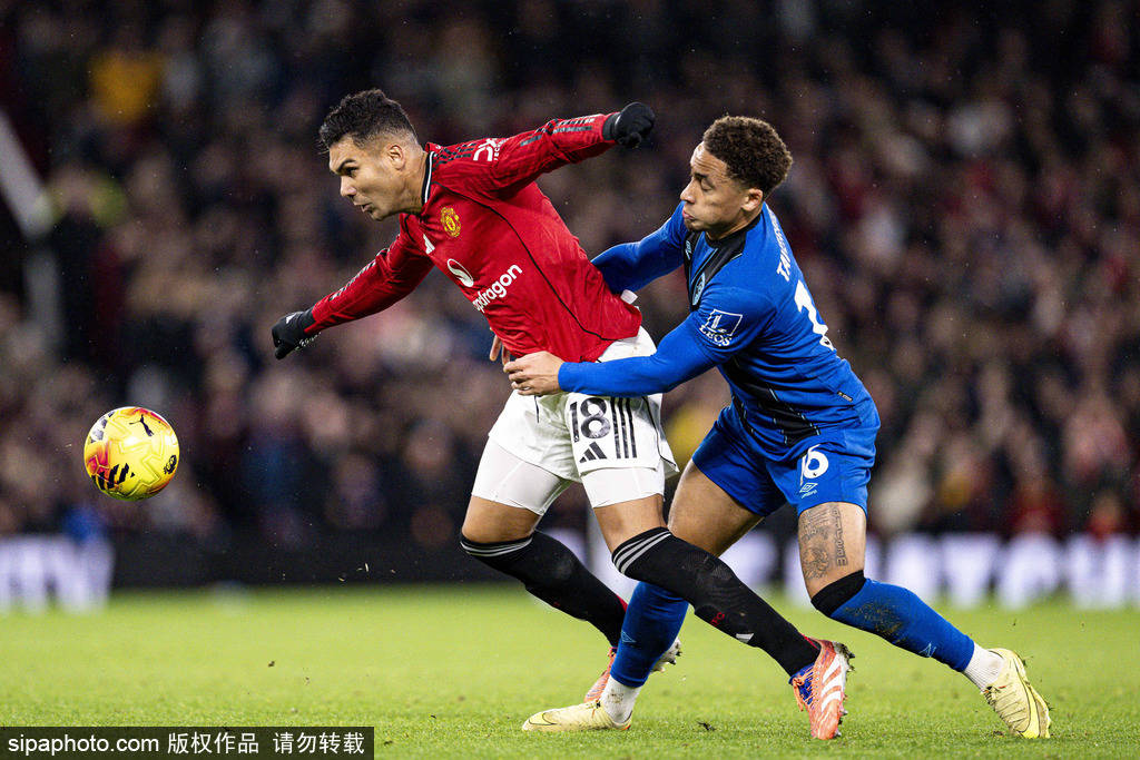 英超半场：阿德利、亚当斯破门，伯恩茅斯暂2-1桑德兰