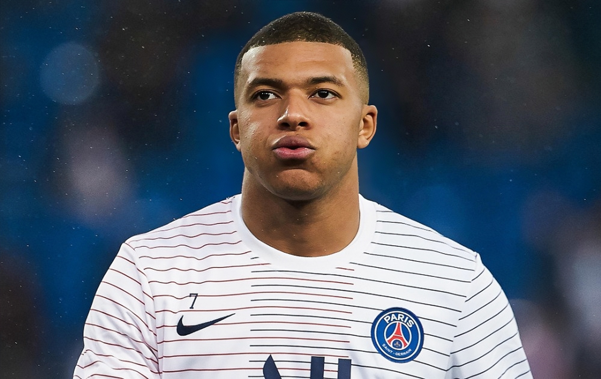 维埃里：现在拿皮奥和其他人比较毫无意义，应该让他安心踢球