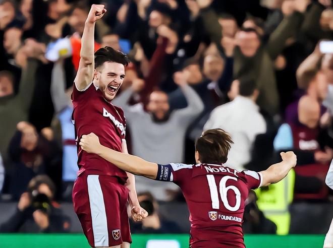 TA：利物浦冬窗签格伊可能性不大；与索博的续约谈判已开始