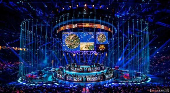 并在训练中 并在训练中